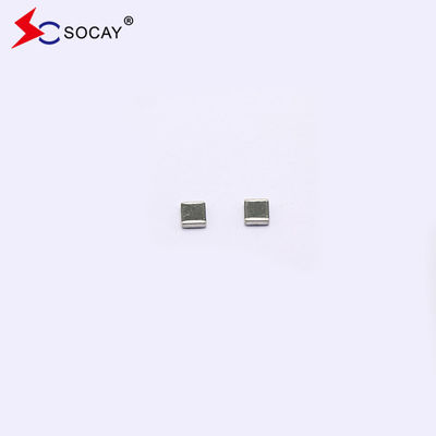 Meerschaal keramische chipvaristor SV0402E9R0G0B SMD-type zinkoxidevaristor
