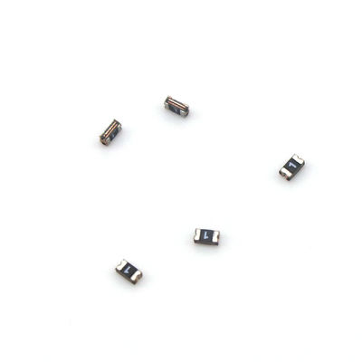 Herstelbare Multifuse Radial PPTC Fuse Stroombereik 0.05A - 2.5A Ik houd 0.2A - 10A